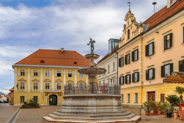 Praça do mercado em Sankt Veit an der Glan, Áustria — Fotografia de Stock