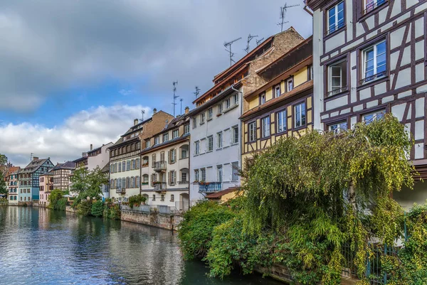 Набережная реки III, Страсбург — стоковое фото