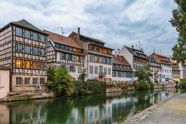 Dolgu hasta Nehri'nin, Strazburg