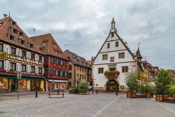Исторические дома на Obernai, Эльзас, Франция — стоковое фото