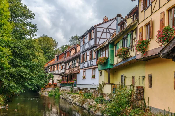 Weiss river in Kaysersberg, Alsace, France — Stok fotoğraf