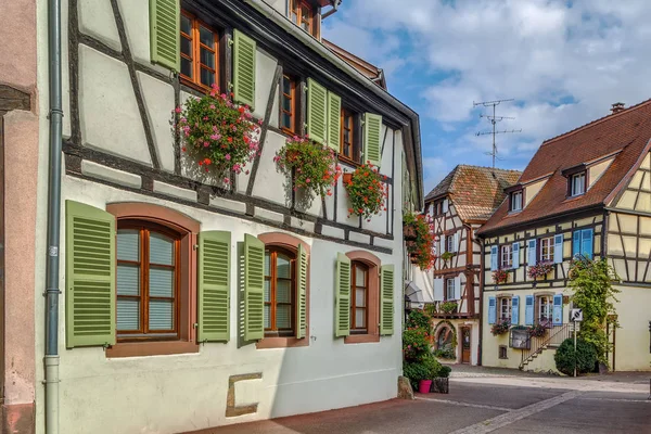 Street in Eguisheim, Alsazia, Francia — Foto Stock
