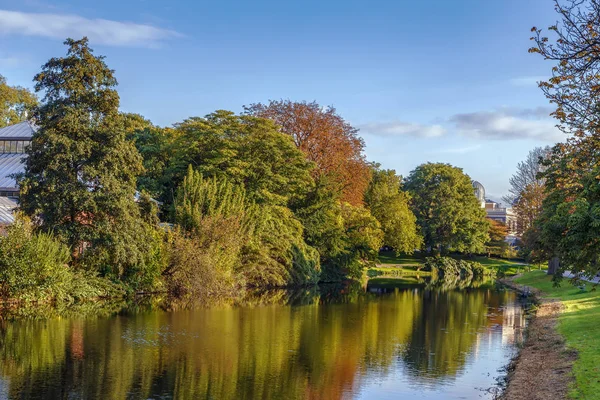 Witte singel channel, Leiden, Netherlands — Stock Photo, Image