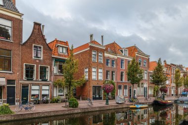 Yeni Ren Nehri Leiden, Hollanda