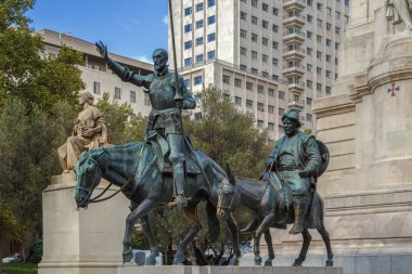 Cervantes anıt, Madrid