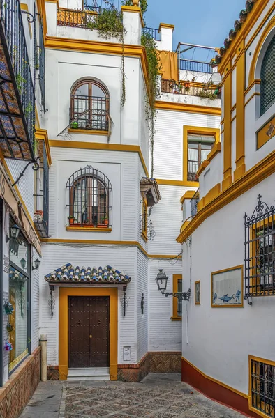 Straße in sevilla, spanien — Stockfoto