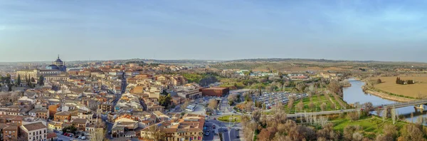 Uitzicht over stad Toledo, Spanje — Stockfoto