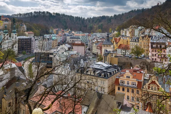 Вид на Карловы Вары, Чехия — стоковое фото