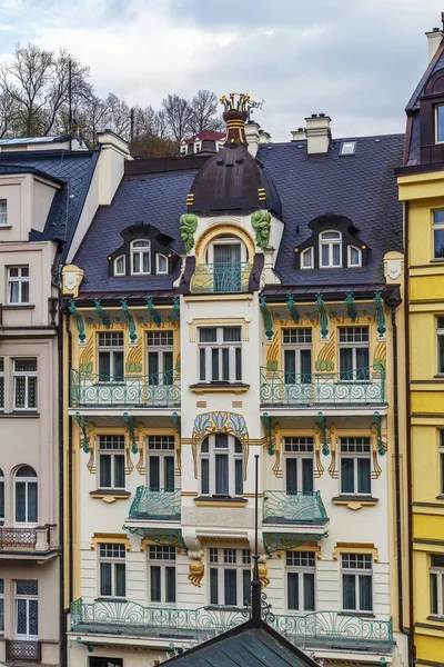 Art Nouveau edifício, Karlovy variar — Fotografia de Stock