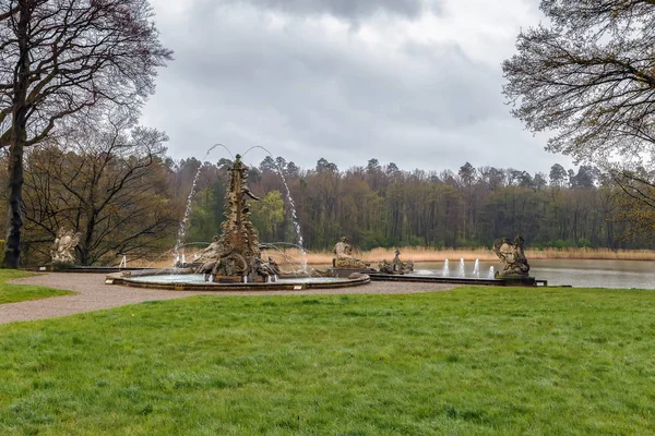 Parque en Schloss Seehof, Alemania — Foto de Stock