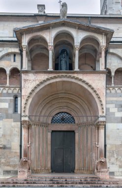 Modena Katedrali, İtalya