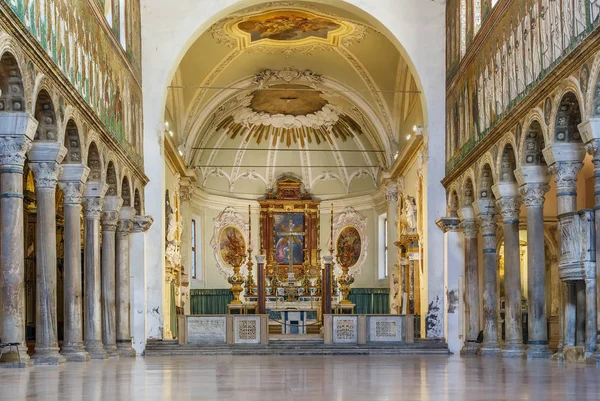 Basílica de Sant Apollinare Nuovo, Rávena. Italia —  Fotos de Stock