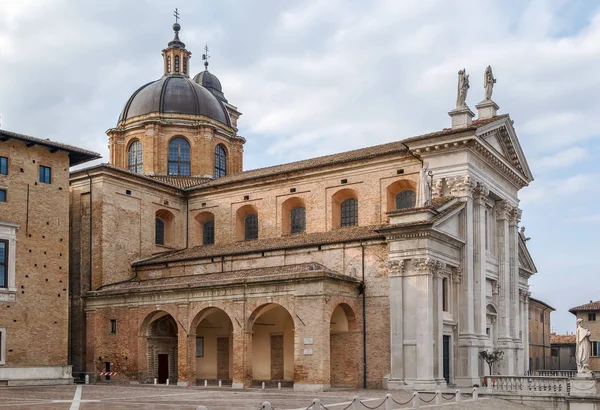 Urbino Cathedral, Olaszország — Stock Fotó