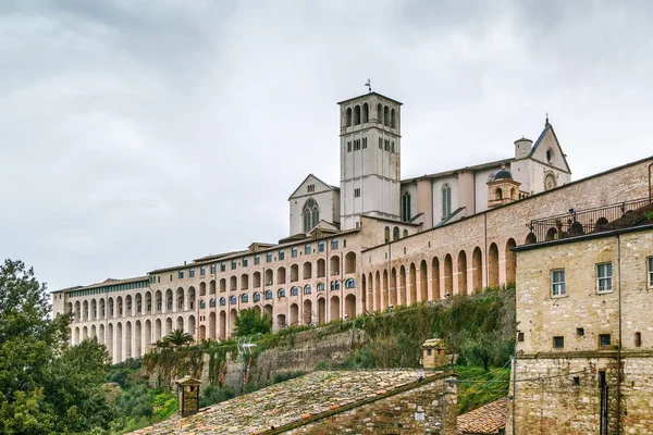 Basilika des hl. Franziskus von Assisi, Italien — Stockfoto