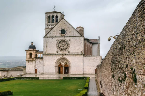 Basilika des hl. Franziskus von Assisi, Italien — Stockfoto