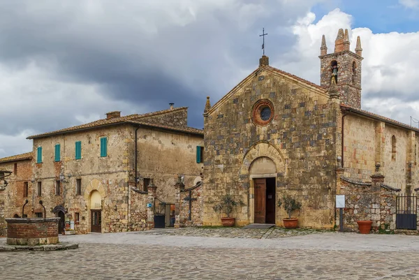 Kirche von santa maria, monteriggioni, italien — Stockfoto