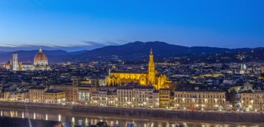 Floransa görünümünde akşam, İtalya