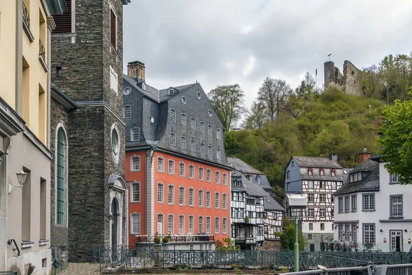 Monschau, Almanya tarihi evleri — Stok fotoğraf