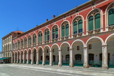 Colonnade Cumhuriyet Meydanı, Split, Hırvatistan