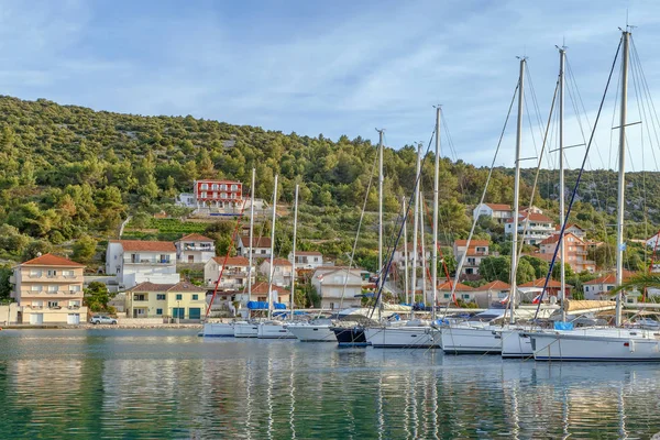 Port dla jachtów Marina, Chorwacja — Zdjęcie stockowe