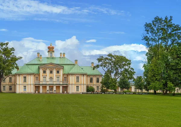 Grand Menšikov palác, oranienbaum, Rusko — Stock fotografie