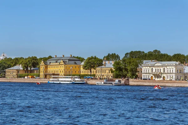 University embankment, Saint Petersburg, Russia — Stock Photo, Image