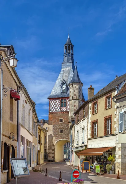 Straat in Saint-Fargeau, Frankrijk — Stockfoto