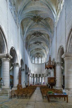 St. Peter Kilisesi, Auxerre, Fransa