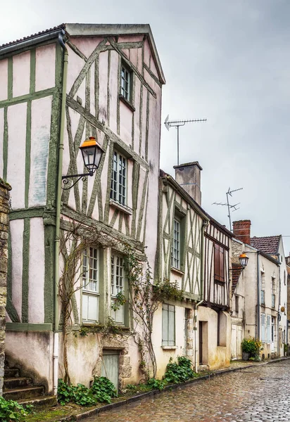 Street i Noyers, Yonne, Frankrike — Stockfoto