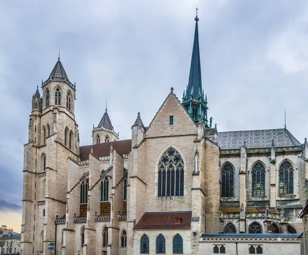 Dijon Cathedral, Франция — стоковое фото