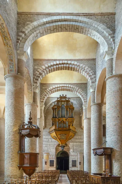 法国杜努斯圣菲利贝尔修道院教堂 — 图库照片