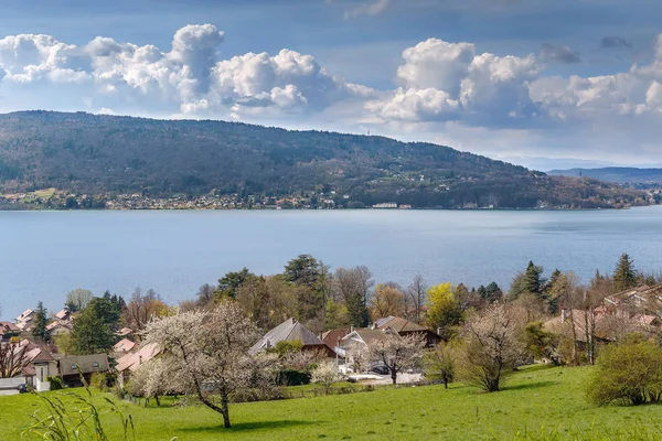 Jezero annecy, Francie — Stock fotografie