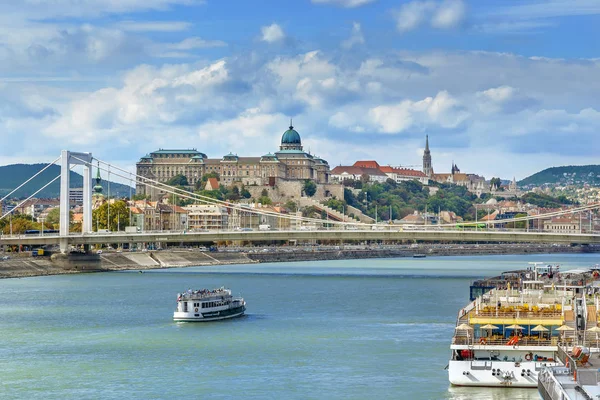 Utsikt över Buda, Budapest, Ungern — Stockfoto