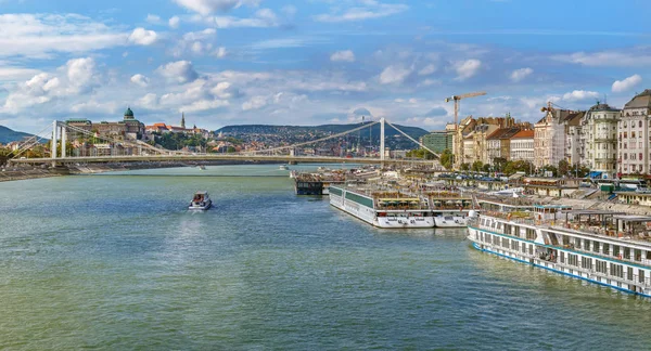 Dunaj w centrum Budapesztu, Węgry — Zdjęcie stockowe