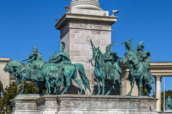Пам "ятник Тисячоліття (Будапешт, Угорщина) — стокове фото