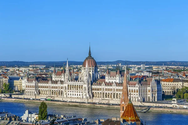 Syn på ungerska parlamentsbyggnaden, Budapest, Ungern — Stockfoto