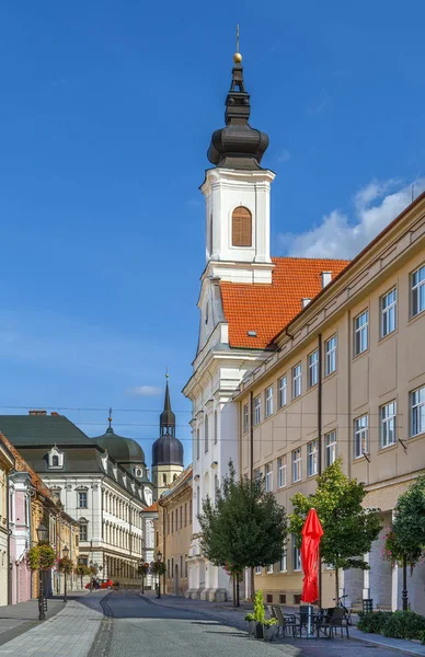 Ulice v Trnavě, Slovensko — Stock fotografie