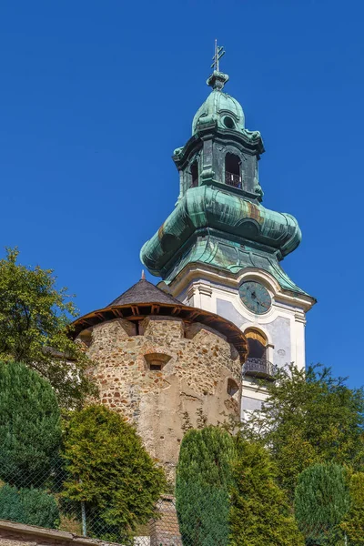 教会的古城堡的古镇班察 斯洛伐克 — 图库照片