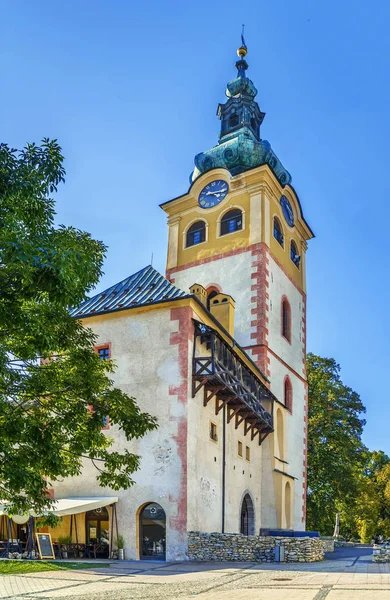 Banska Bystrica Town Castello Con Torre Dell Orologio Barbican Slovacchia — Foto Stock