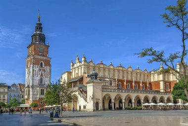 Krakow Kulesi ve Krakow, Polonya 'daki ana meydandaki belediye binası.