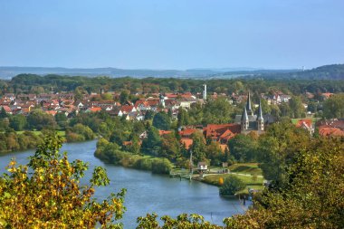 Almanya 'da St. Peter Kilisesi ile Bad Wimpfen' in Aeiral görüşü