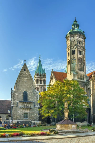 圣使徒彼得和保罗诺姆堡主教座堂 Naumburg Cathedral Holy Apostles Peter Paul Naumburger Dom 是位于德国瑙姆堡的一座前主教座堂 — 图库照片