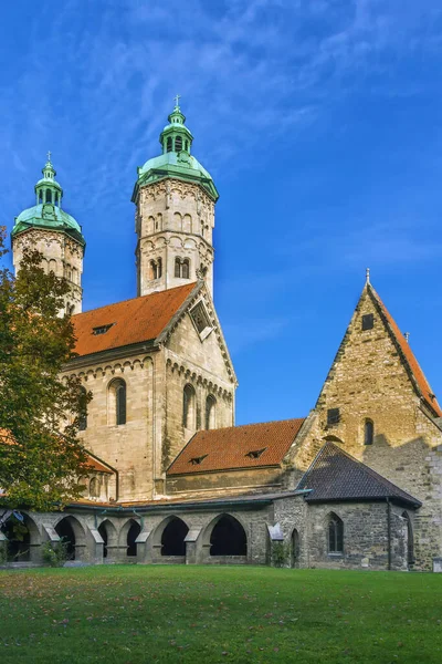 圣使徒彼得和保罗诺姆堡主教座堂 Naumburg Cathedral Holy Apostles Peter Paul Naumburger Dom 是位于德国瑙姆堡的一座前主教座堂 — 图库照片