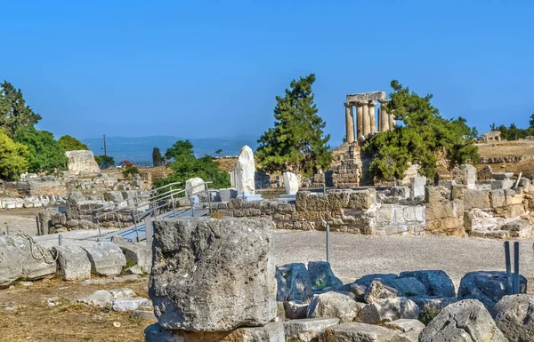 Antik Korint Yunanistan Daki Apollo Tapınağının Kalıntıları — Stok fotoğraf