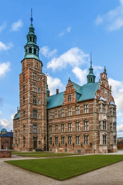 ローゼンボルグ宮殿 Rosenborg Palace はデンマークのコペンハーゲンにあるルネサンス様式の城 — ストック写真