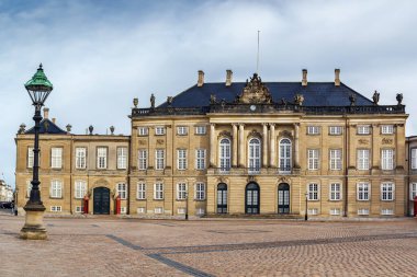 Amalienborg Danimarka 'nın Kopenhag kentindeki Danimarka kraliyet ailesinin kışlık evidir..