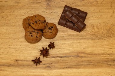 Çerezler çikolata anason