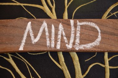 soyut aklında kelime