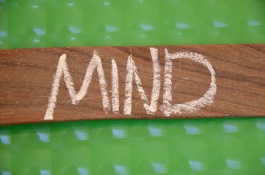 soyut aklında kelime