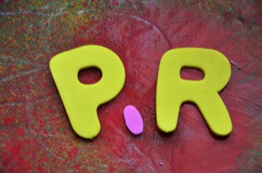 soyut üzerinde kelime pr